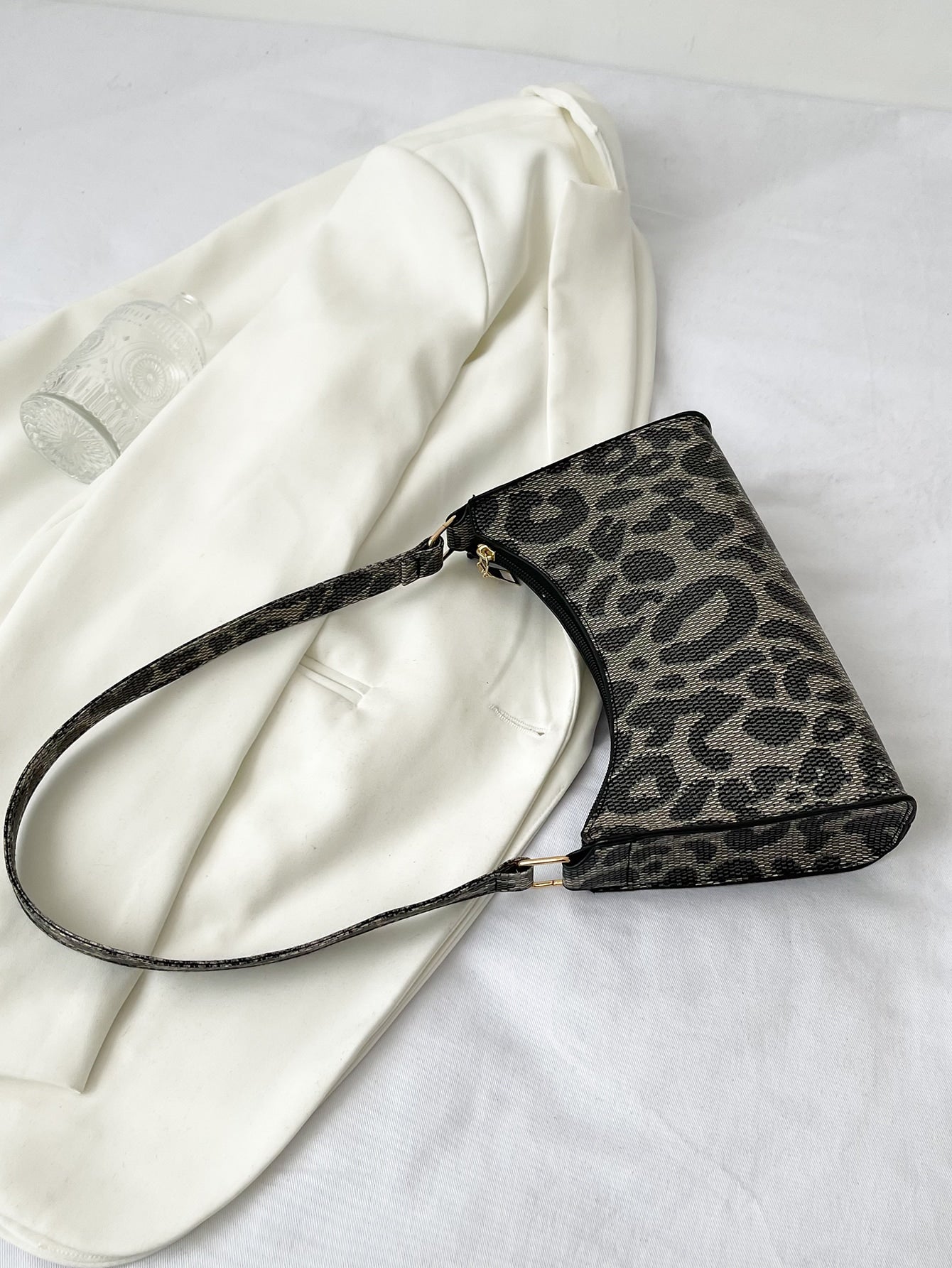 Leopard Print Textured Baguette Bag