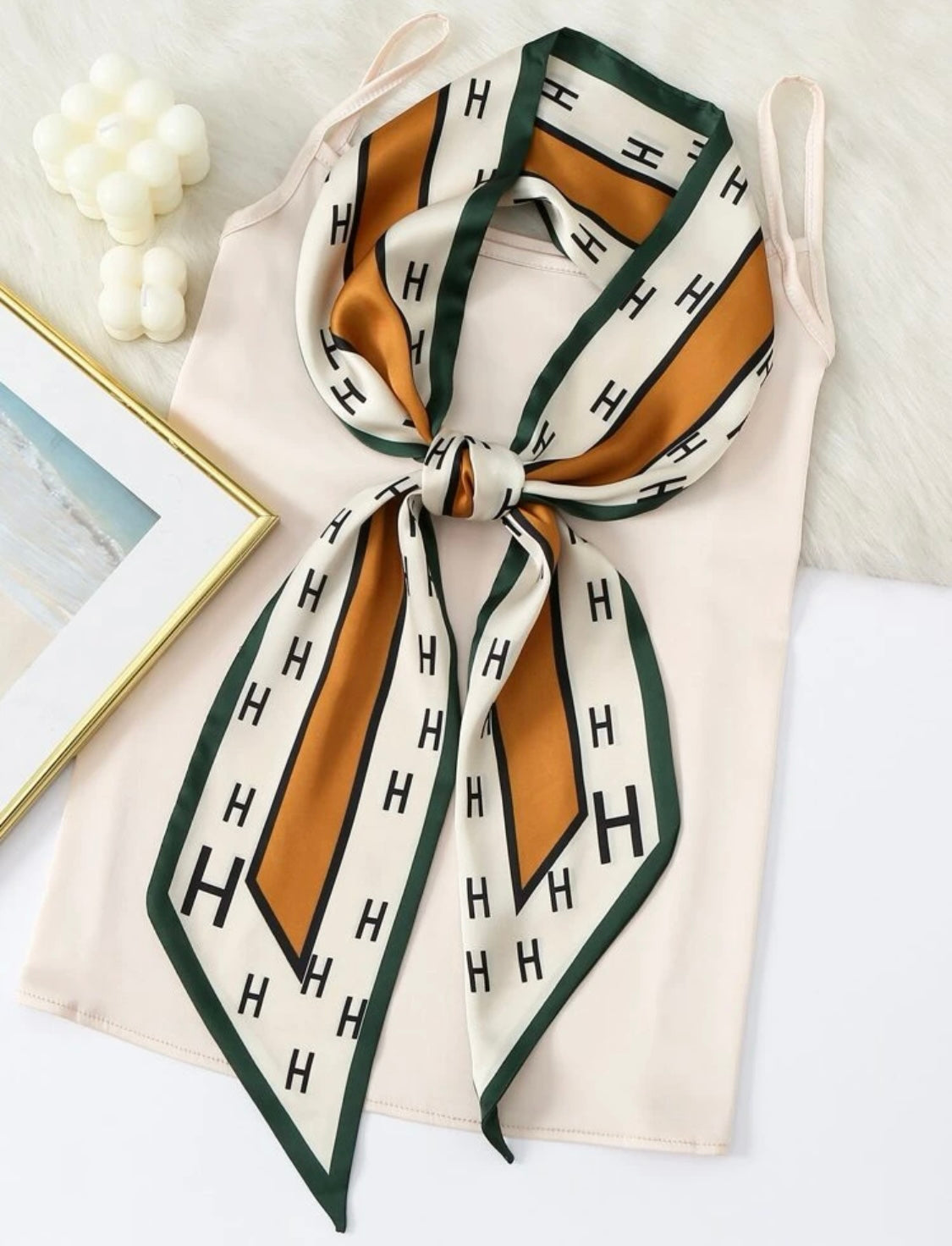 Letter pattern scarf